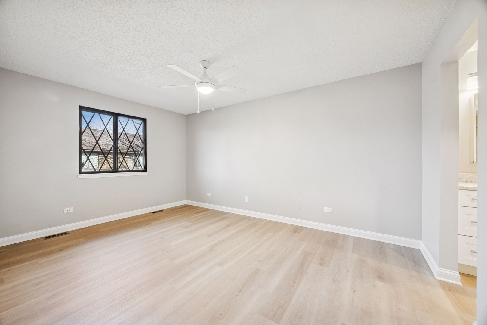 819 Shagbark Road New Lenox, IL 60451 - Photo 21 of 29