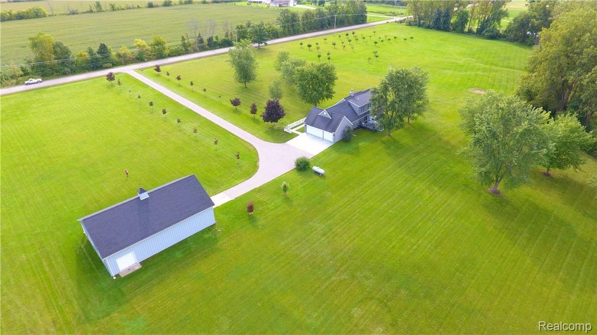 7100 Elms Road Swartz Creek, MI 48473 - Photo 24 of 25 Aerial Barn.JPG