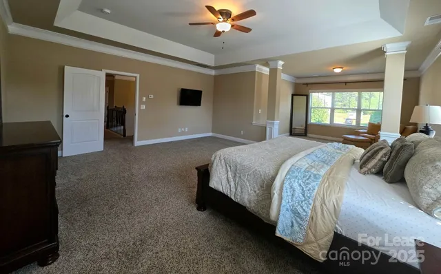 an empty room with a empty space