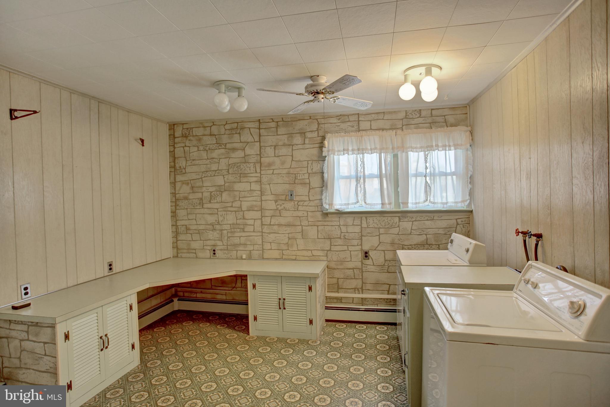 2380 Locust Road Dover, PA 17315 - Photo 22 of 31 Gallery Image 22
