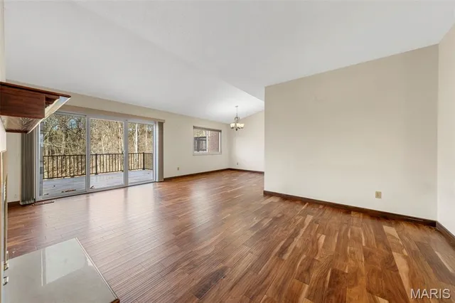 $298,000 | 13112 Royal Pines Drive, St. Louis, MO 63146