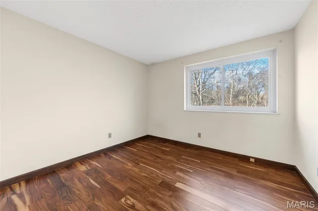 $298,000 | 13112 Royal Pines Drive, St. Louis, MO 63146