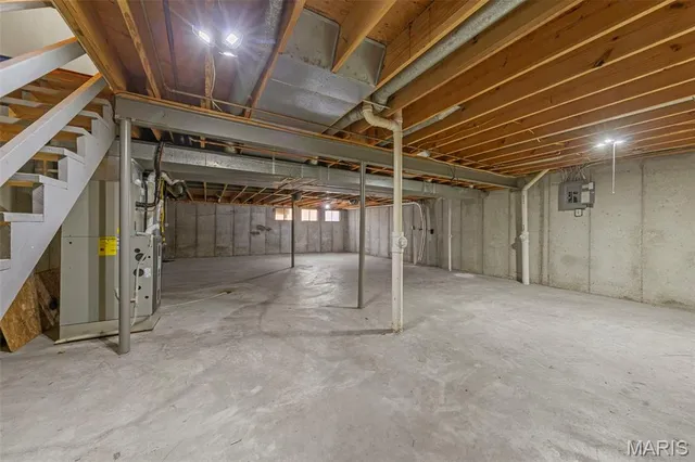 $298,000 | 13112 Royal Pines Drive, St. Louis, MO 63146