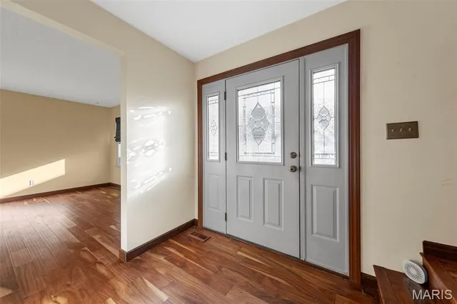 $298,000 | 13112 Royal Pines Drive, St. Louis, MO 63146