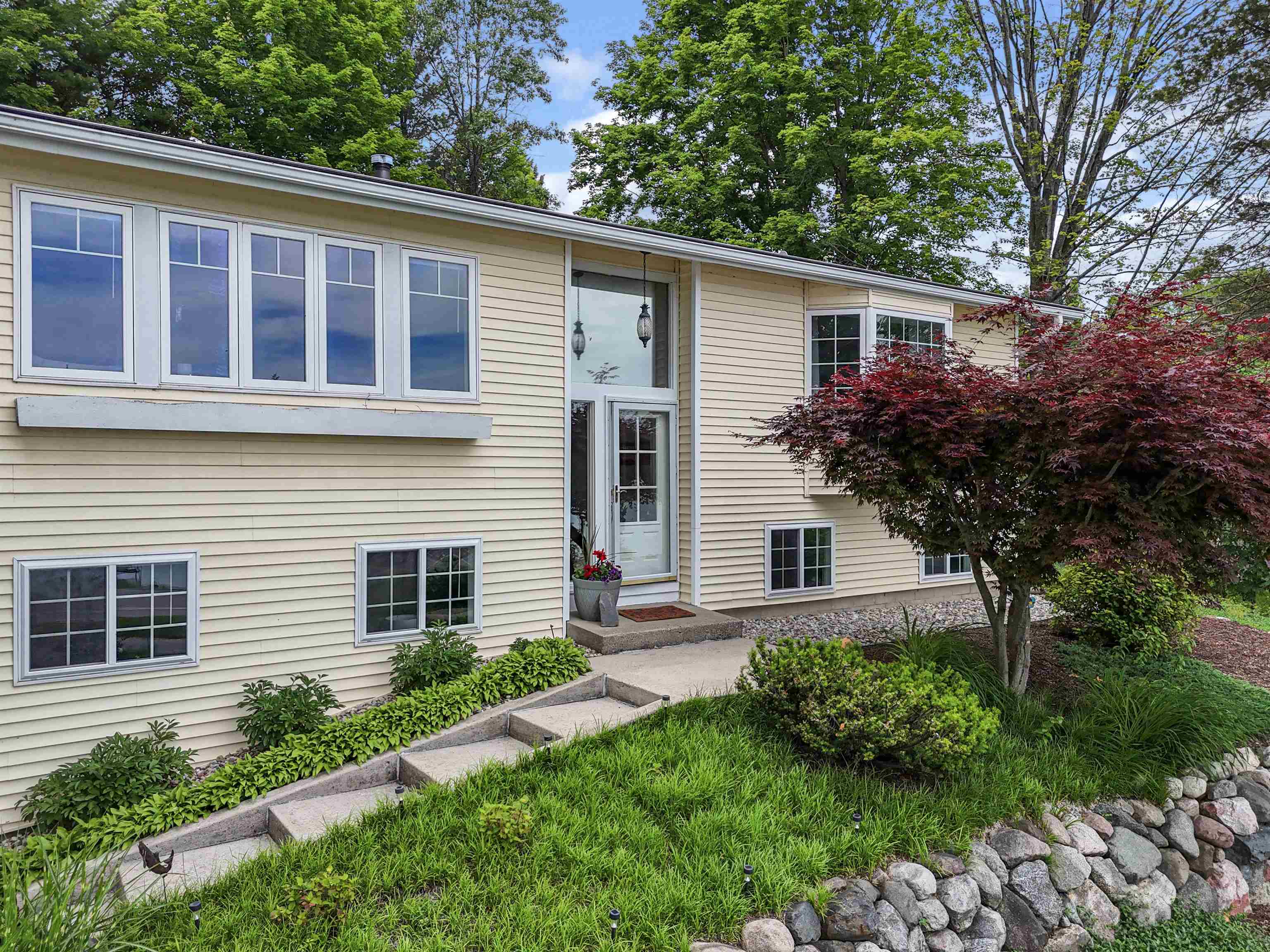 8729 Center Road Traverse City, MI 49686 - Photo 13 of 96 Gallery Image 13
