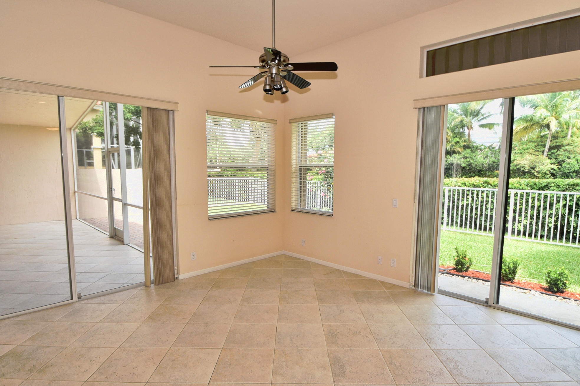 6589 Garde Road Boynton Beach, FL 33472 - Photo 12 of 36 DSC_2045