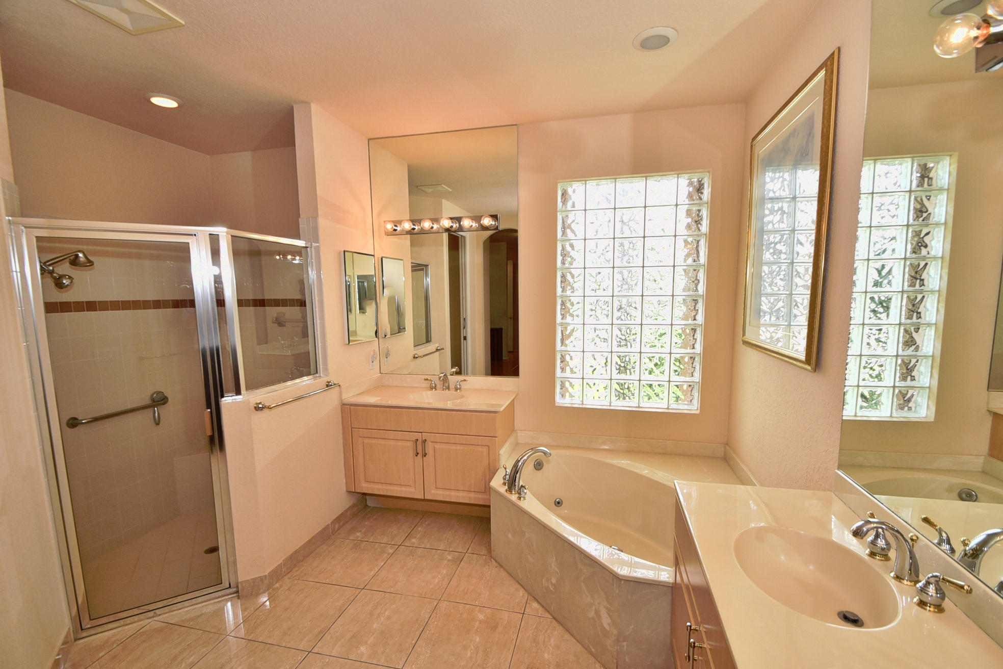 6589 Garde Road Boynton Beach, FL 33472 - Photo 25 of 36 DSC_2071