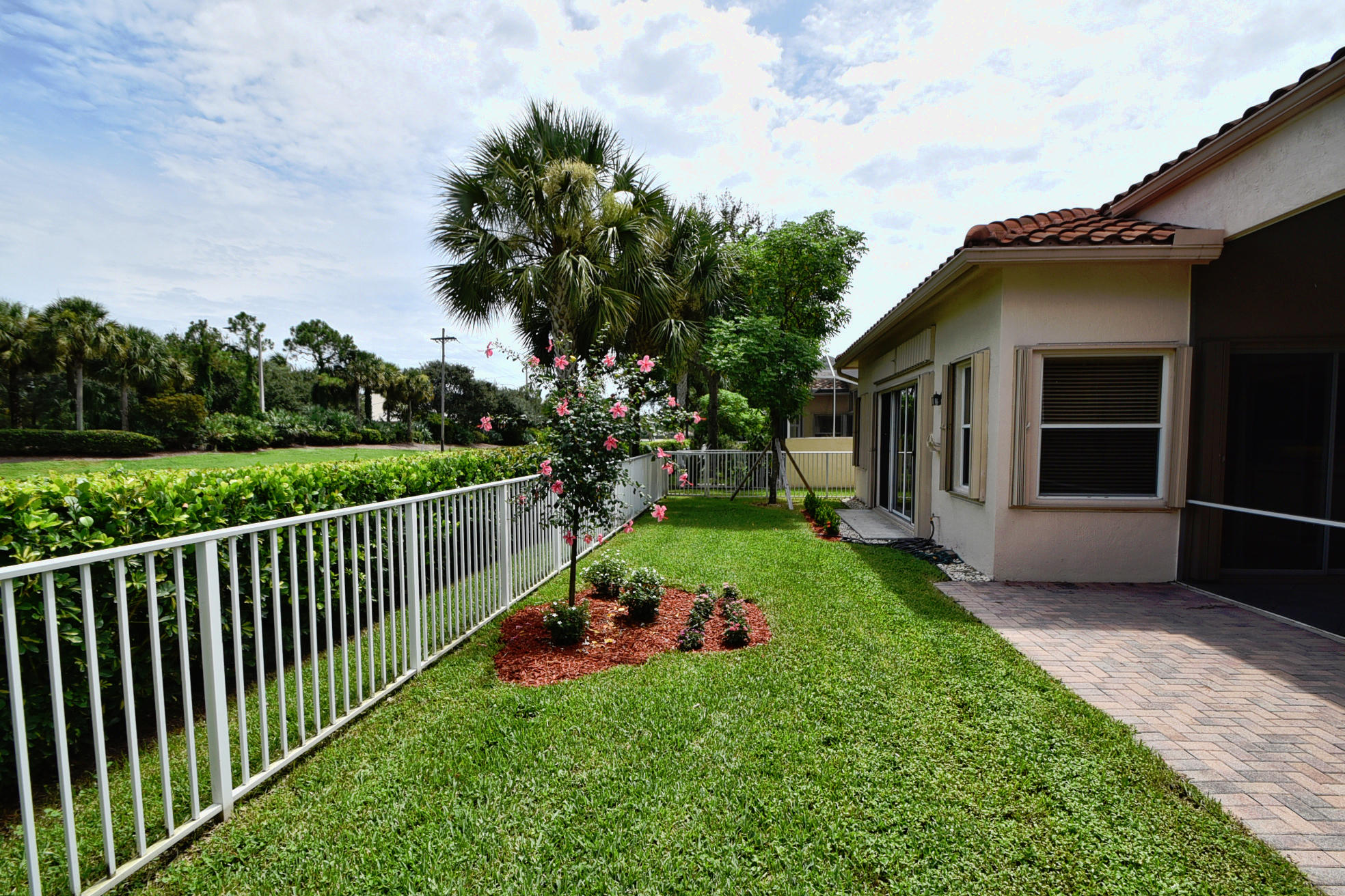 6589 Garde Road Boynton Beach, FL 33472 - Photo 31 of 36 DSC_2016