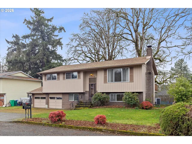 $539,000 | 5699 Southeast Garnet Way, Milwaukie, OR 97267