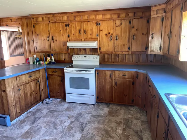 $197,000 | 14 High Street, Harmony, ME 04942