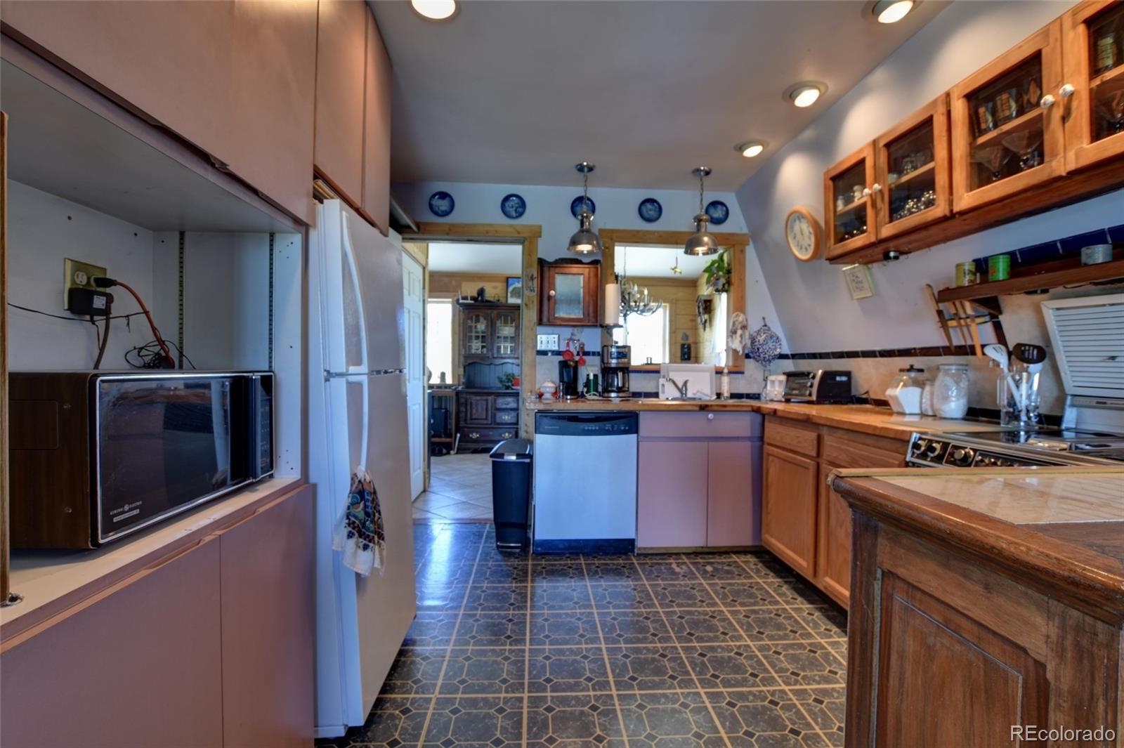 2702 Stagestop Road Jefferson, CO 80456 - Photo 2 of 28 Gallery Image 2