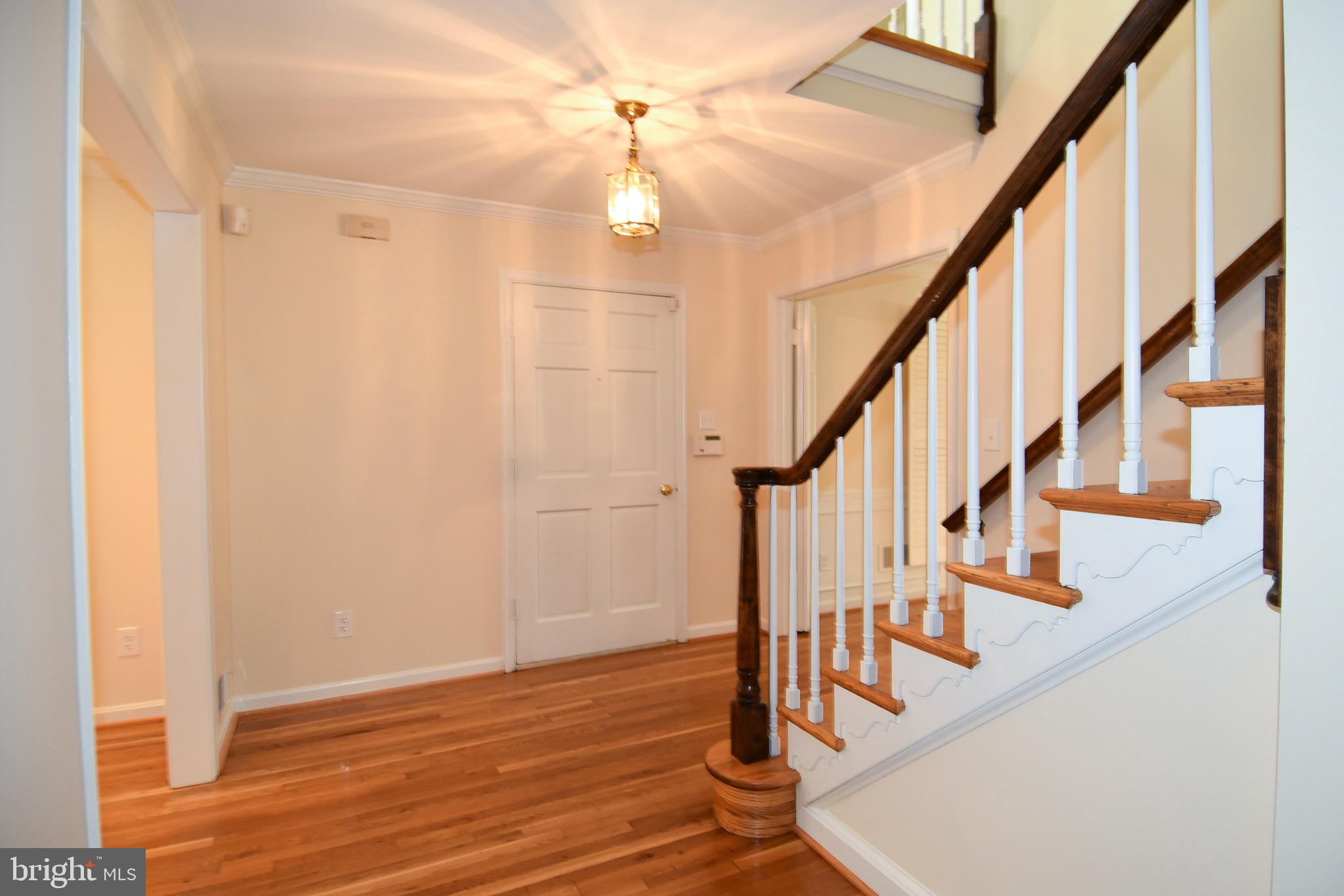 8011 Greentree Road Bethesda, MD 20817 - Photo 22 of 55 Front Hall