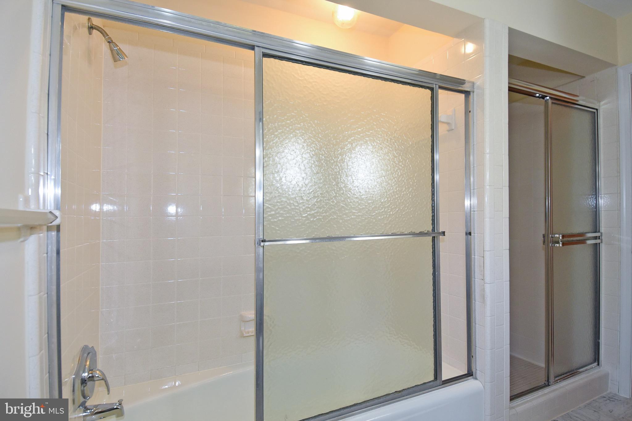 8011 Greentree Road Bethesda, MD 20817 - Photo 35 of 55 Owner's Suite Bath