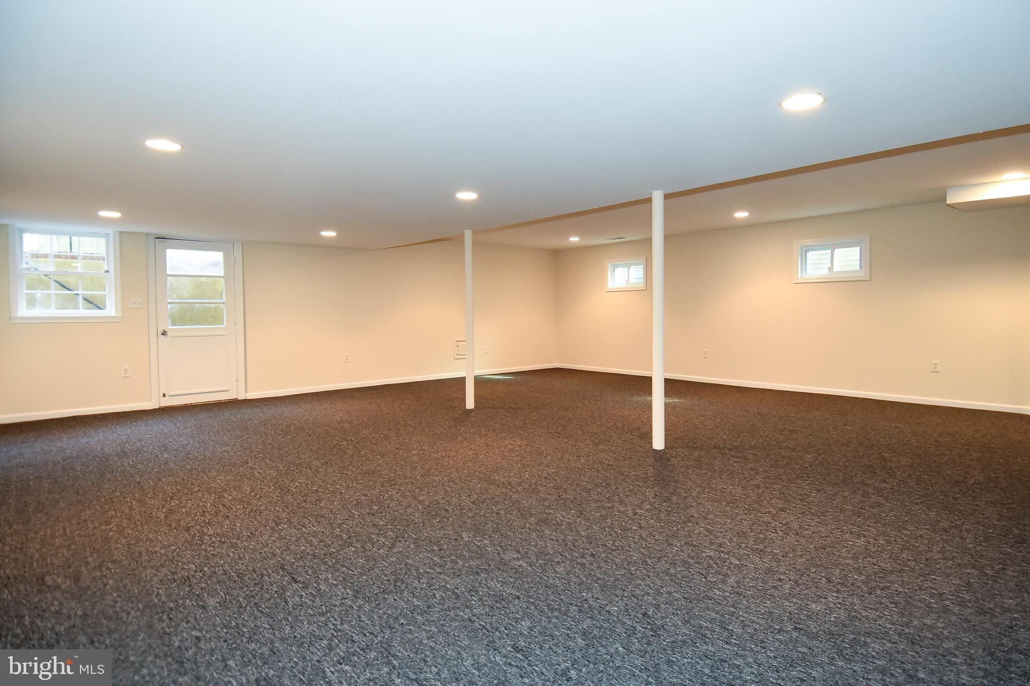 8011 Greentree Road Bethesda, MD 20817 - Photo 44 of 55 Lower Level