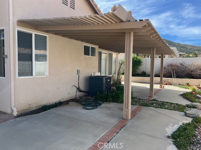 1961 Riviera Avenue Banning, CA 92220 - Photo 13 of 60 Patio area