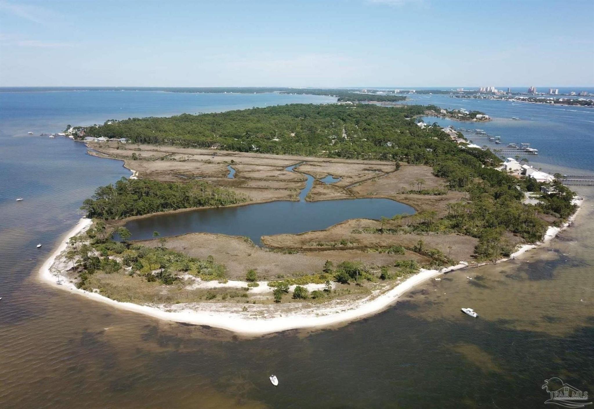 5404 North Shore Road Pensacola, FL 32507 - Photo 2 of 8 Gallery Image 2