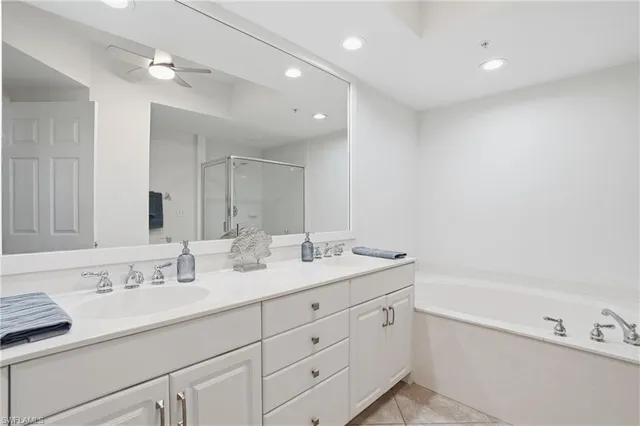 $1,100,000 | 325 Dunes Boulevard, Unit 205, Naples, FL 34110