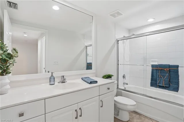 $1,100,000 | 325 Dunes Boulevard, Unit 205, Naples, FL 34110