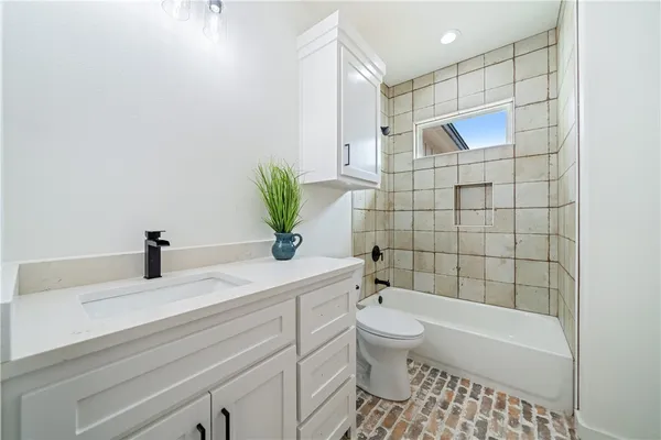 $635,000 | 1477 Nopal Lomas Drive, Corpus Christi, TX 78415