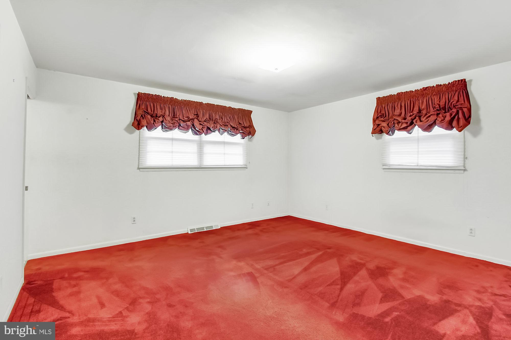 3401 Pebble Ridge Drive York, PA 17402 - Photo 14 of 27 Gallery Image 14