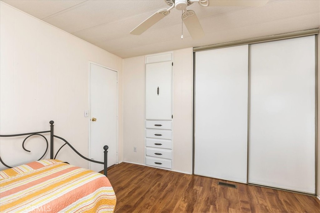 27701 Murrieta Road Menifee, CA 92586 - Photo 15 of 40