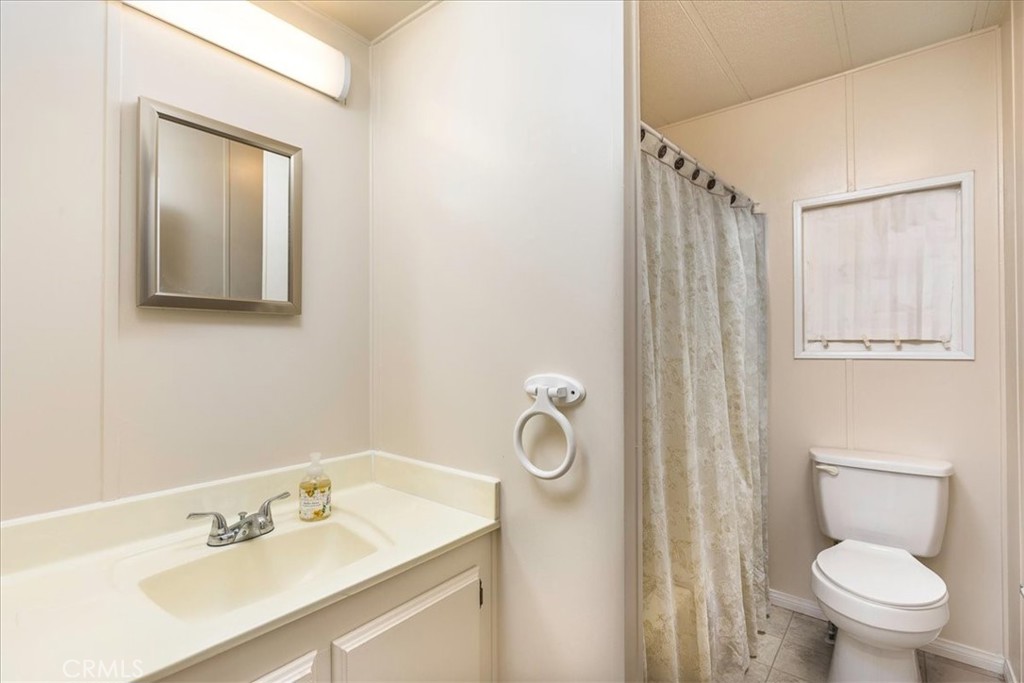 27701 Murrieta Road Menifee, CA 92586 - Photo 16 of 40