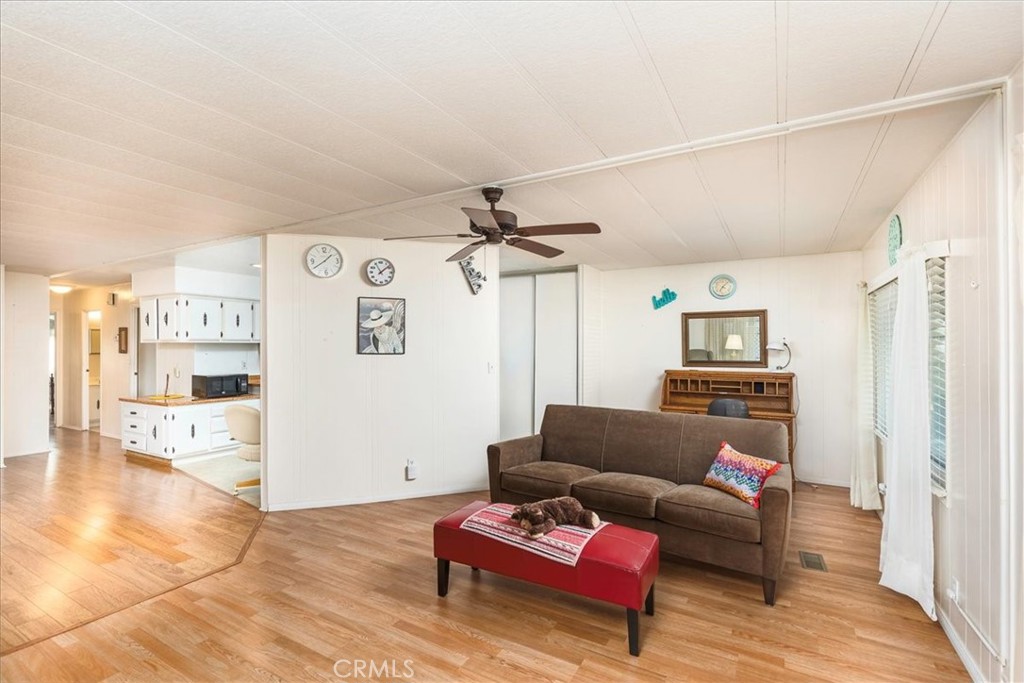 27701 Murrieta Road Menifee, CA 92586 - Photo 7 of 40