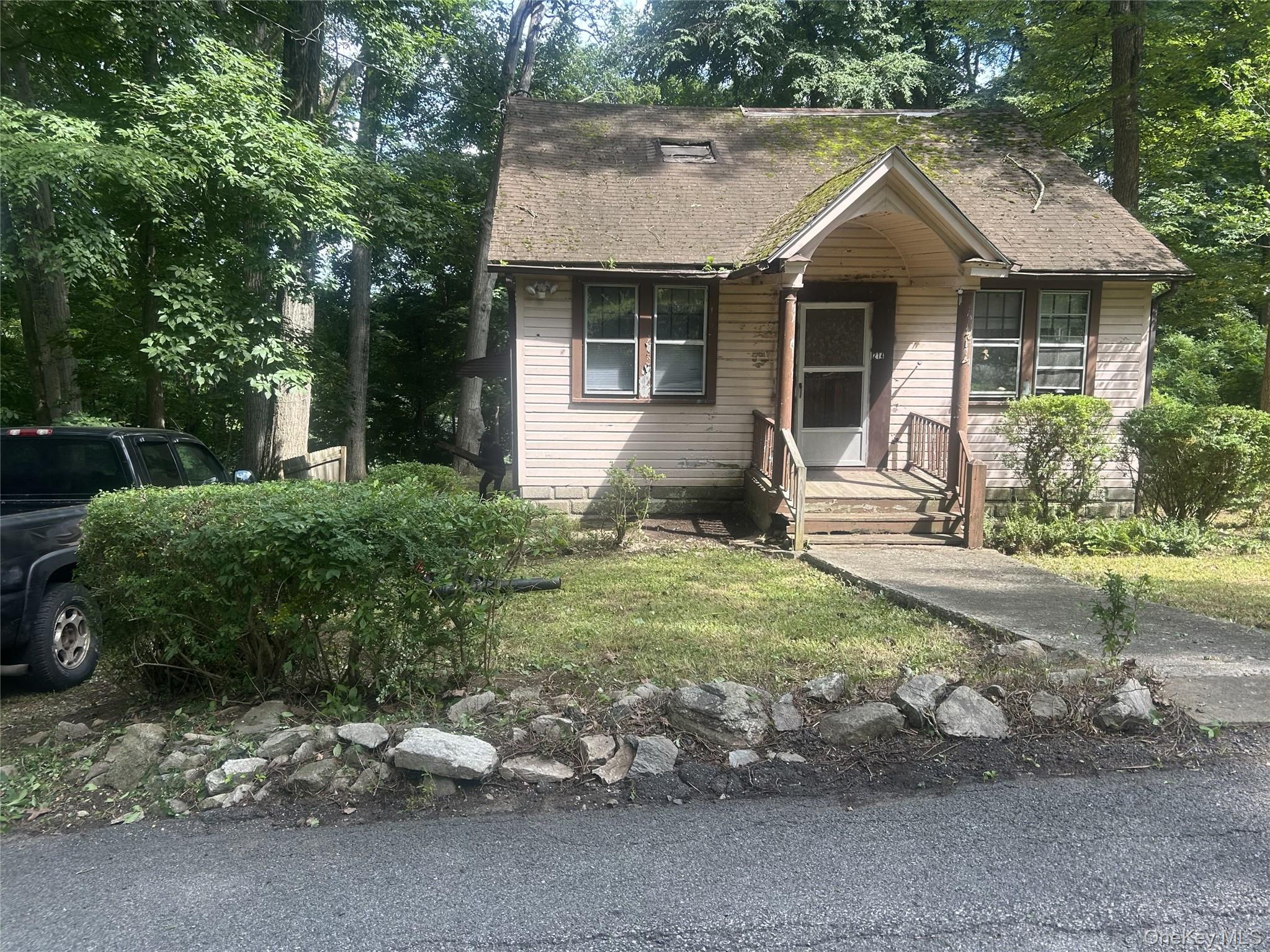 214 Walnut Road Lake Peekskill, NY 10537 - Photo 1 of 11