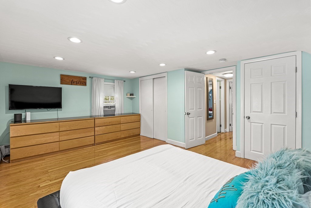 68 Hawley Road Melrose, MA 02176 - Photo 20 of 42 Gallery Image 20