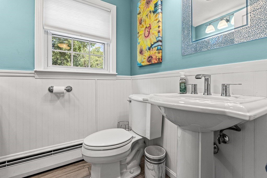 68 Hawley Road Melrose, MA 02176 - Photo 24 of 42 Gallery Image 24
