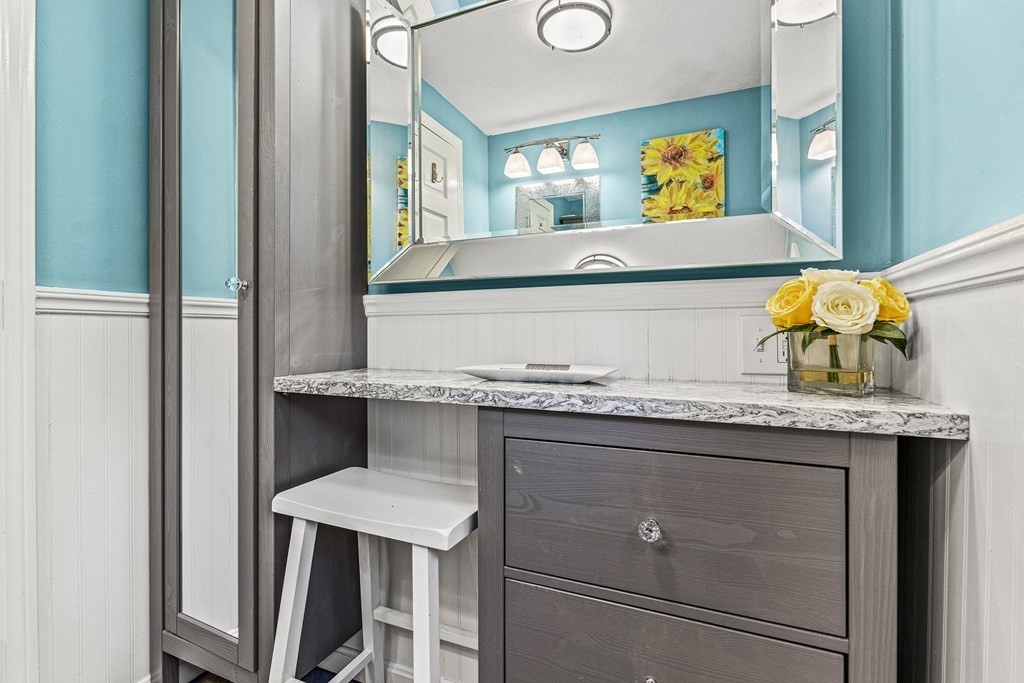 68 Hawley Road Melrose, MA 02176 - Photo 25 of 42 Gallery Image 25