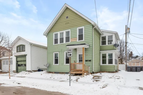 520 Washington Court, Sheboygan, WI 53081