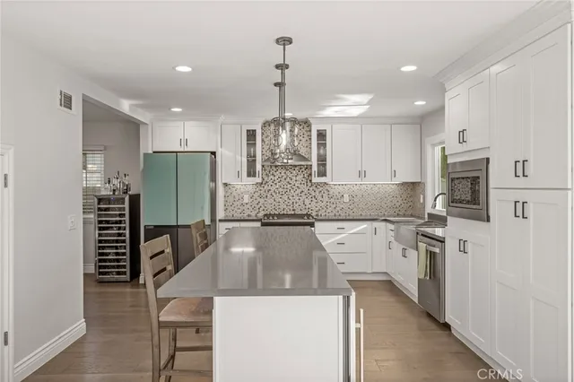 $1,575,000 | 25062 Paseo Cipres, Lake Forest, CA 92630