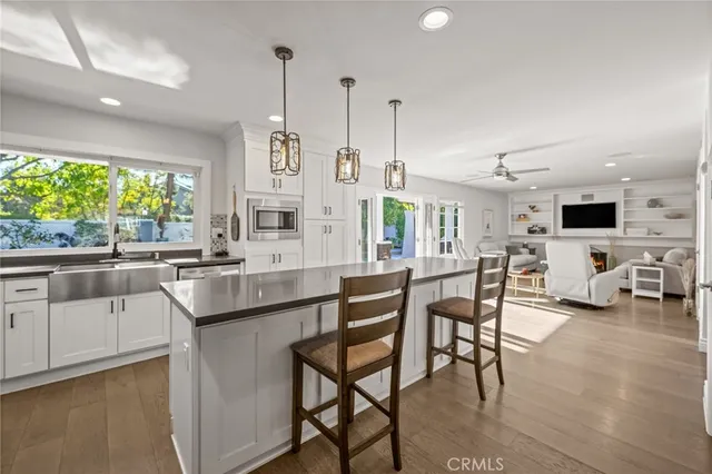 $1,575,000 | 25062 Paseo Cipres, Lake Forest, CA 92630