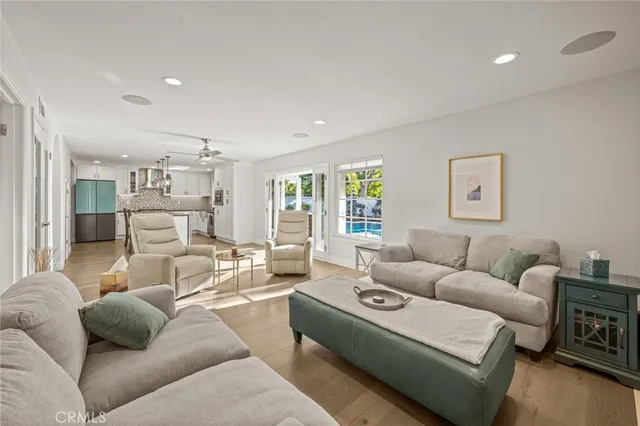 $1,575,000 | 25062 Paseo Cipres, Lake Forest, CA 92630