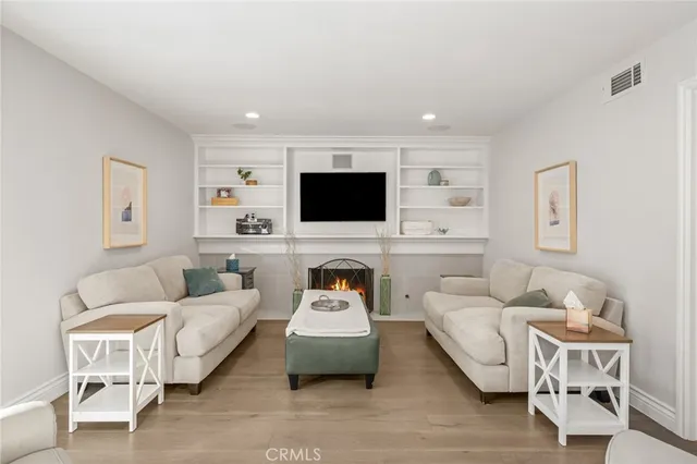 $1,575,000 | 25062 Paseo Cipres, Lake Forest, CA 92630