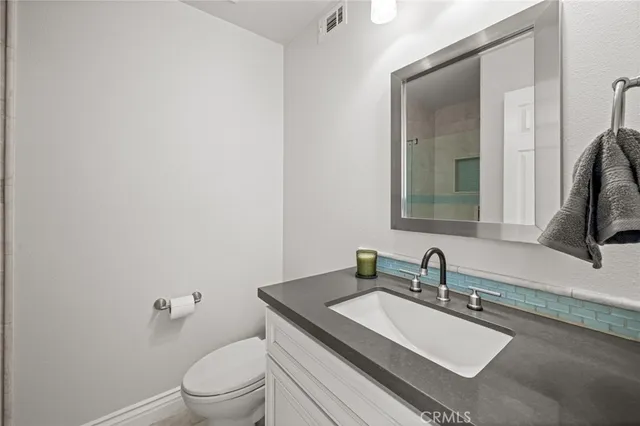 $1,575,000 | 25062 Paseo Cipres, Lake Forest, CA 92630