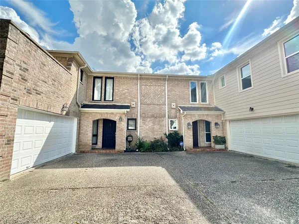 $2,500 | 2514 Nantucket Drive, Unit C, Houston, TX 77057