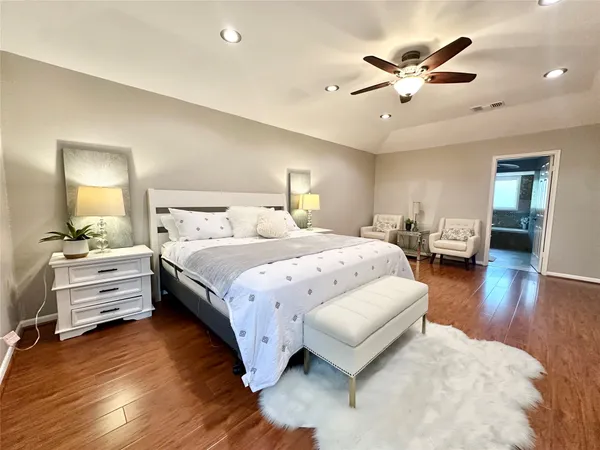 $2,500 | 2514 Nantucket Drive, Unit C, Houston, TX 77057