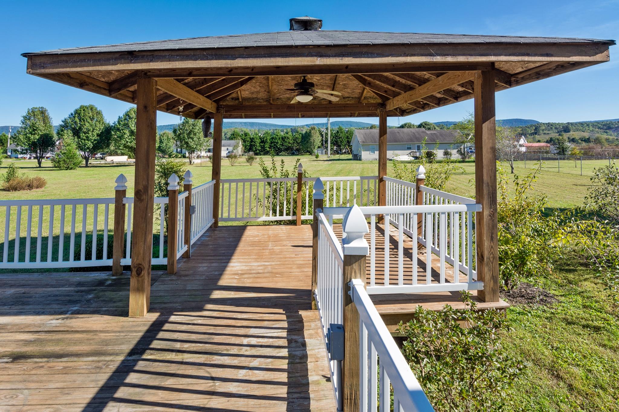293 Beaver Creek Road Dunlap, TN 37327 - Photo 29 of 42 Back Deck Gazebo