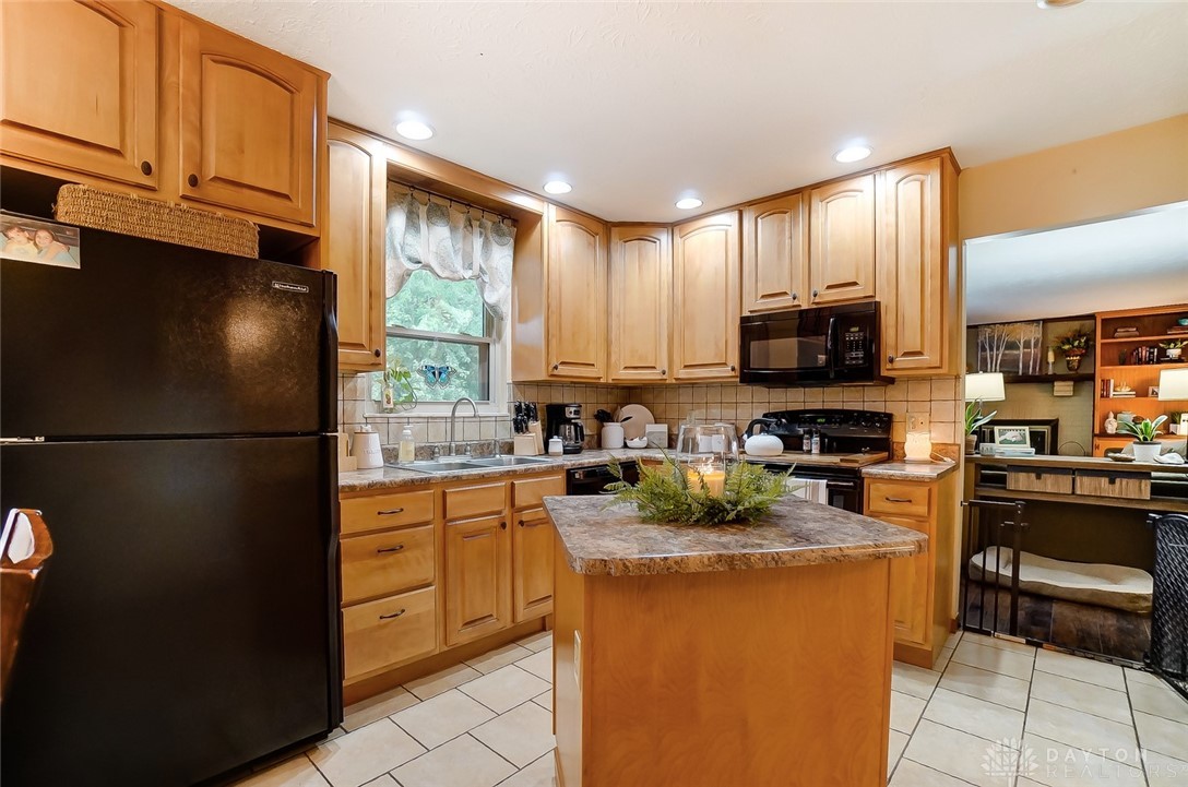 600 Queensgate Road Springboro, OH 45066 - Photo 19 of 75 Gallery Image 19