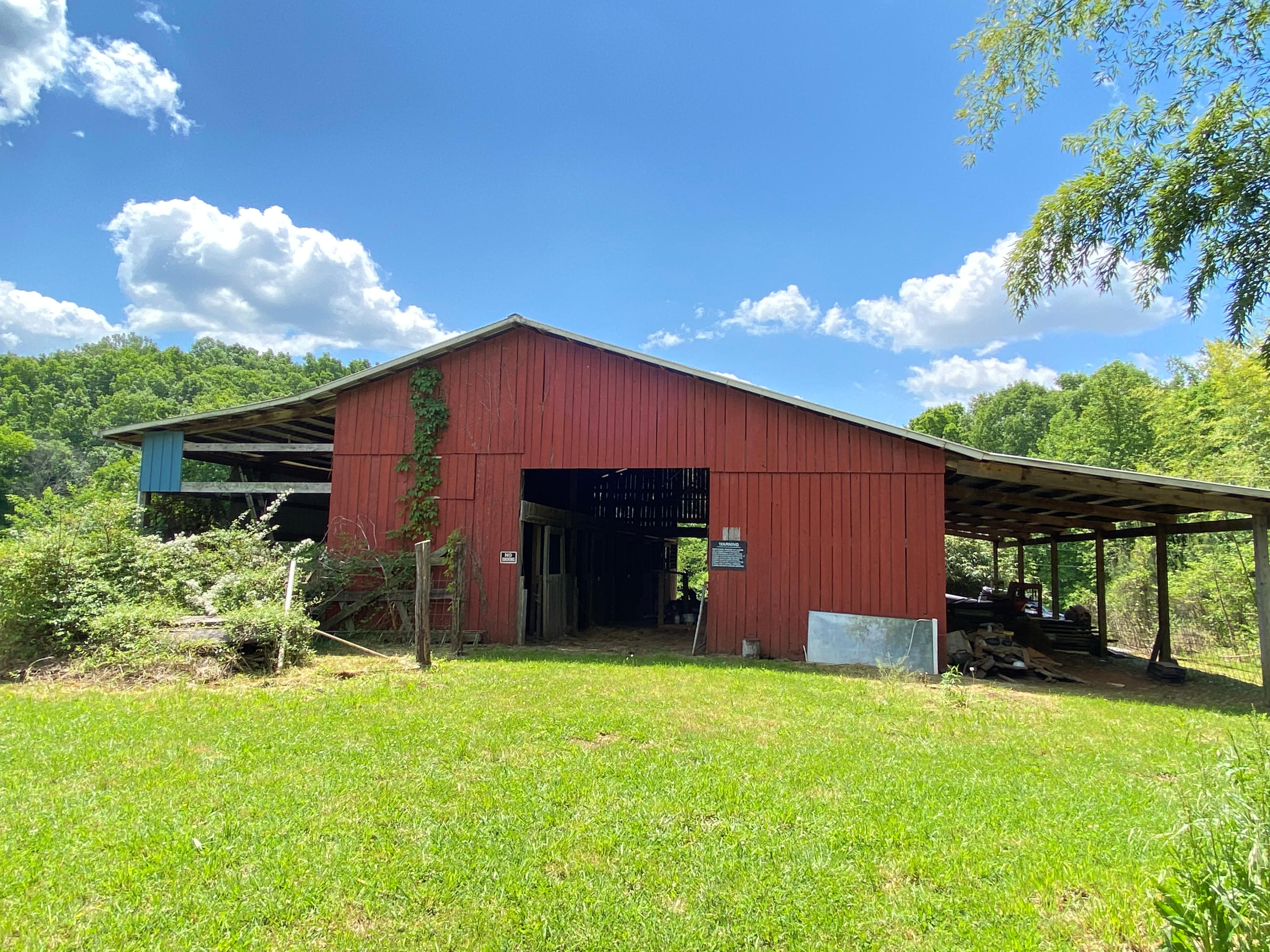386 Harrison Road Madisonville, TN 37354 - Photo 13 of 32 7