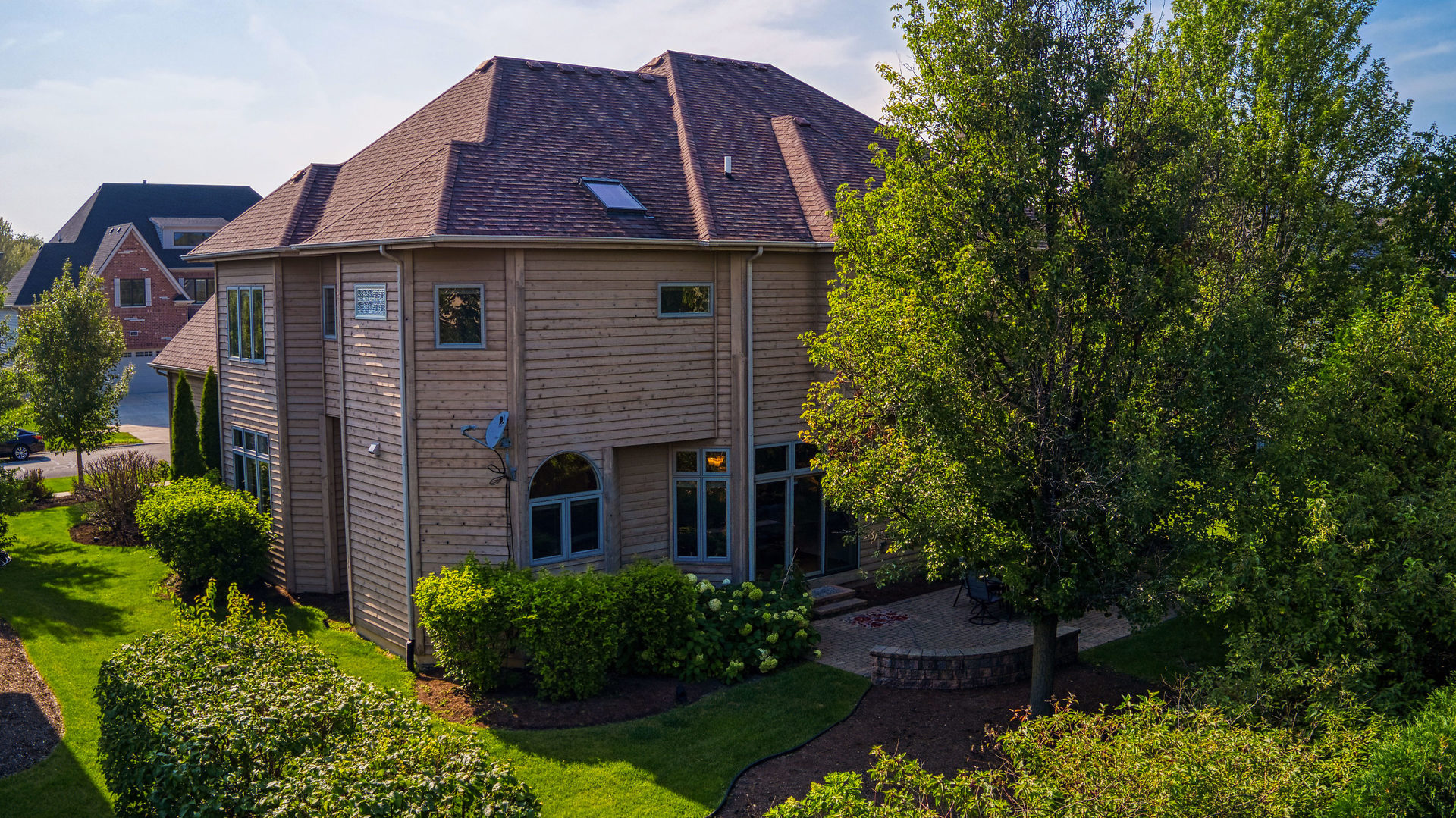 3416 Frankstowne Drive Naperville, IL 60565 - Photo 40 of 41 a front view of a house with garden