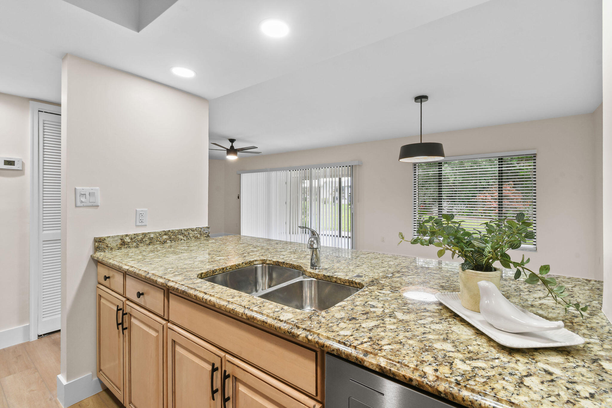 2233 Northwest 22nd Avenue, Unit 102 Stuart, FL 34994 - Photo 19 of 55 2243NW22ndAve#102(18)