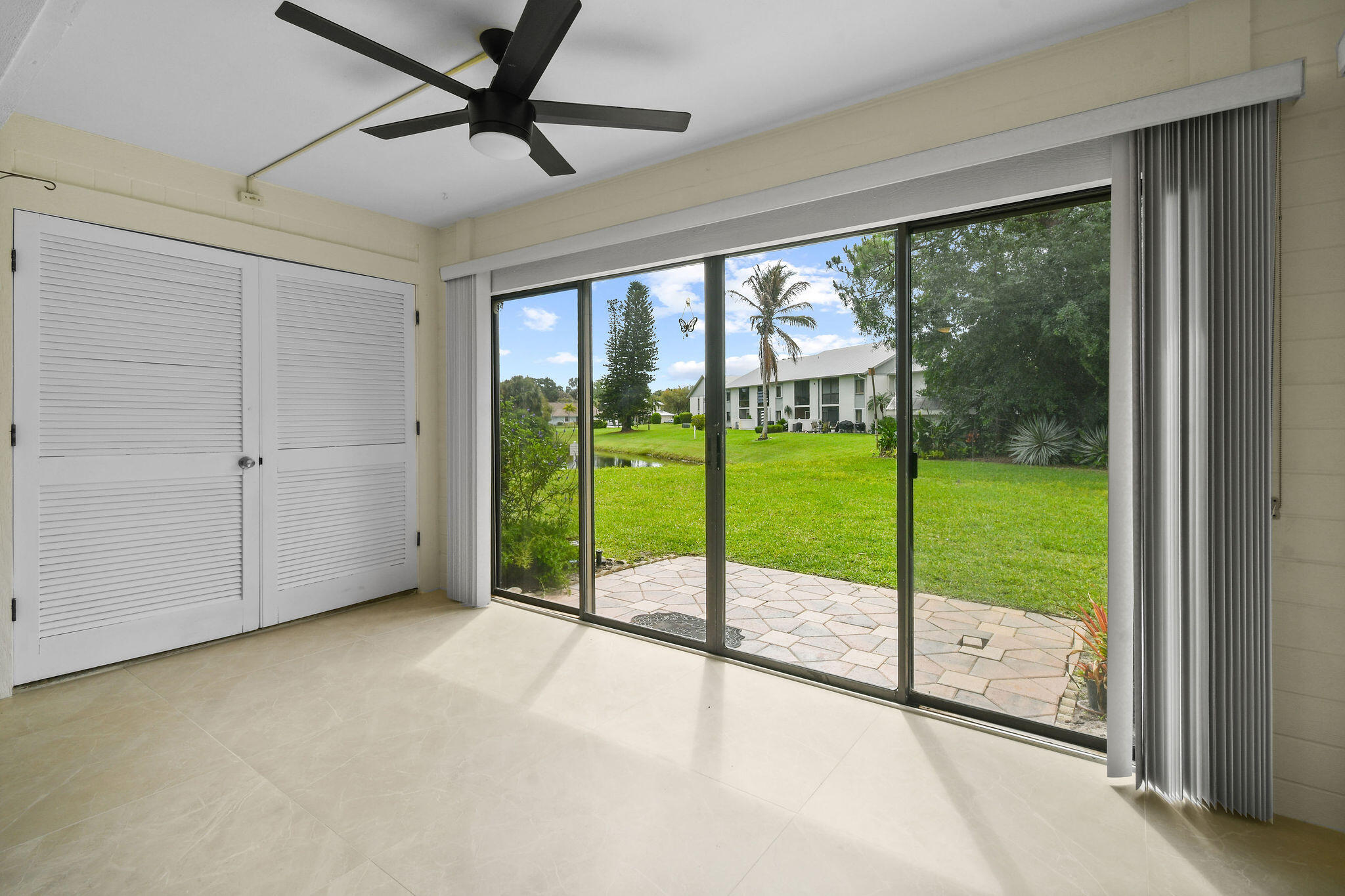 2233 Northwest 22nd Avenue, Unit 102 Stuart, FL 34994 - Photo 42 of 55 2243NW22ndAve#102(39)