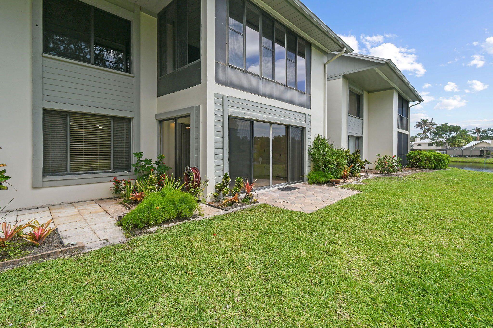 2233 Northwest 22nd Avenue, Unit 102 Stuart, FL 34994 - Photo 48 of 55 2243NW22ndAve#102(45)