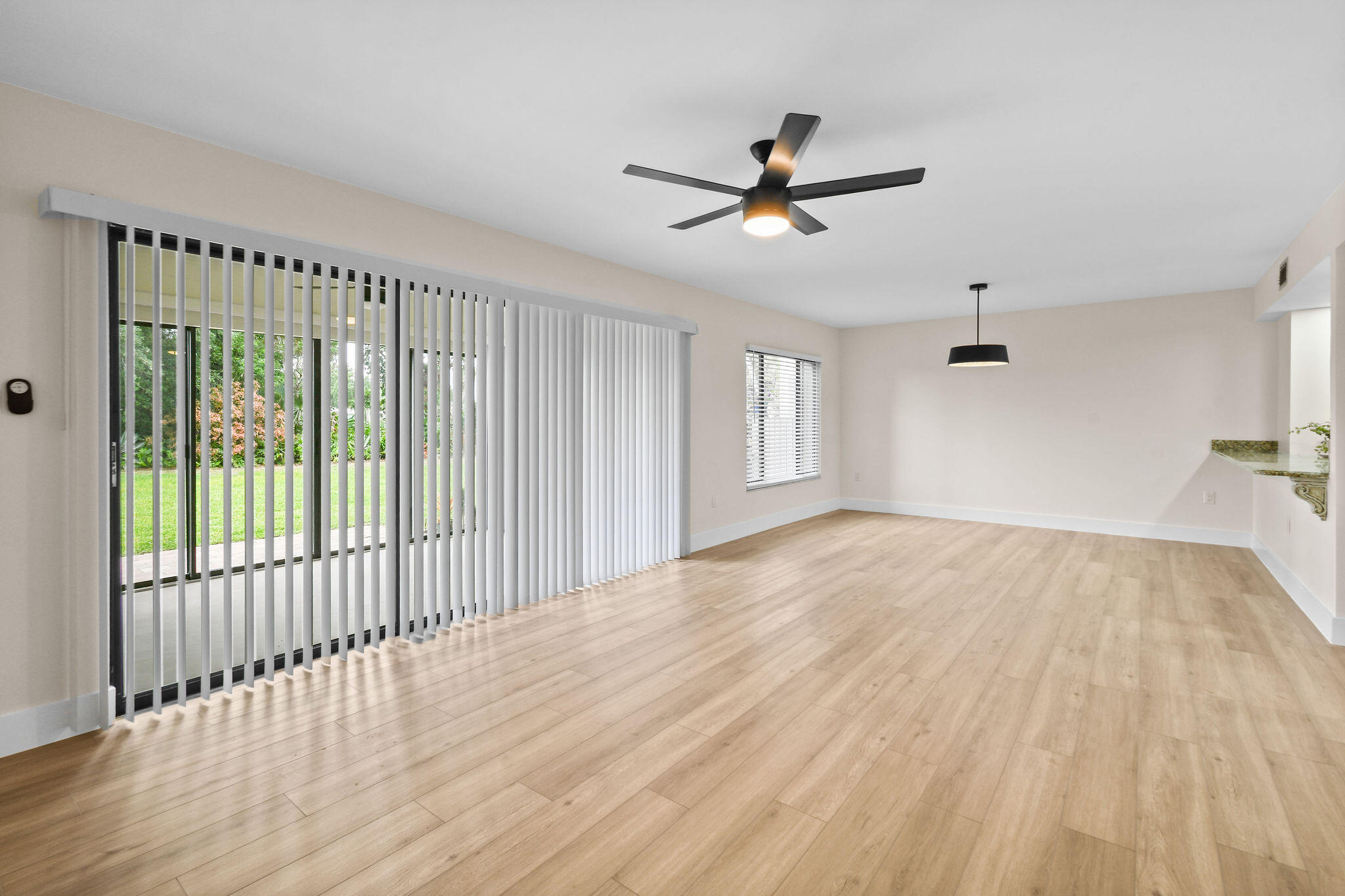 2233 Northwest 22nd Avenue, Unit 102 Stuart, FL 34994 - Photo 9 of 55 2243NW22ndAve#102(8)