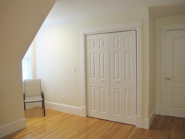 10 Oak Hill Road Worcester, MA 01609 - Photo 20 of 30 Gallery Image 20