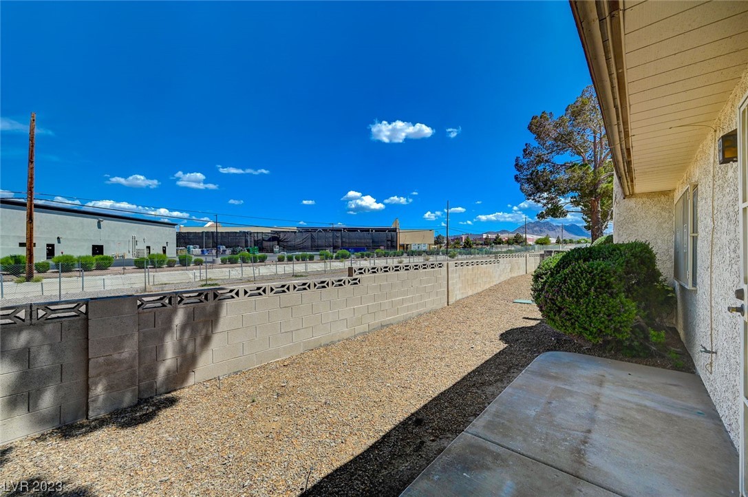 565 Rene Lane Henderson, NV 89015 - Photo 29 of 32