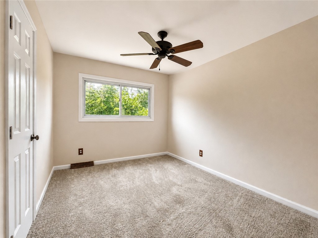 89 Kenwick Drive Henrietta, NY 14623 - Photo 9 of 18